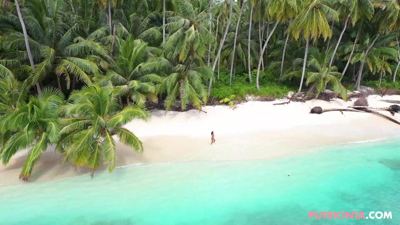 Putri Cinta: Awek Asia Putri Cinta di 'pantai sawit'