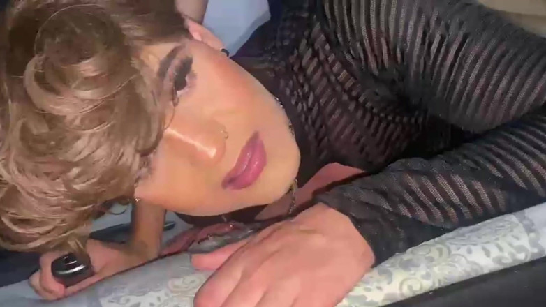 Tomas Styl: Il femboy ken prince di stripchat aspetta che il suo...