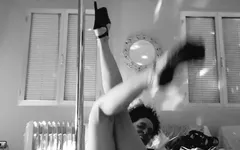 Schwarz-weiß-striptease