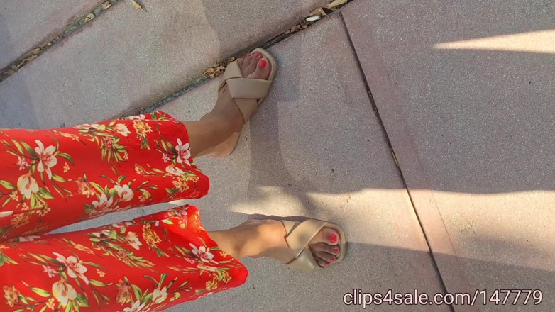 Foot Patrol: Traveling Redbone with Pretty Red's in South Beach