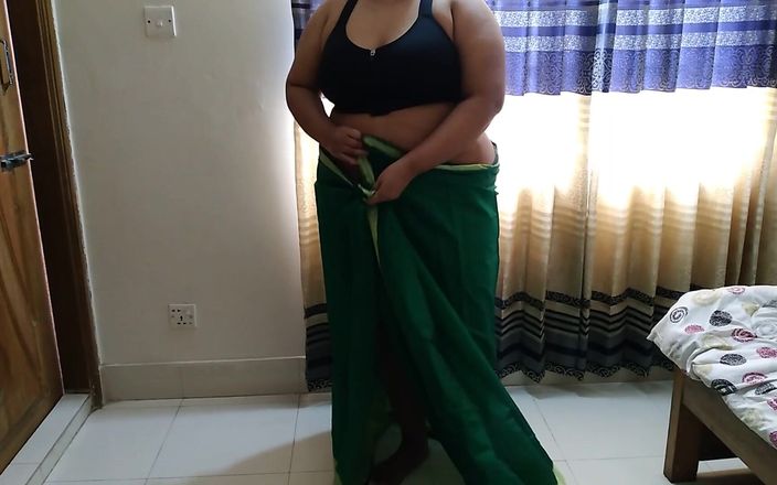 Aria Mia: Hintli süper ateşli teyze sari giyerken komşusu tarafından sikiliyor - büyük...