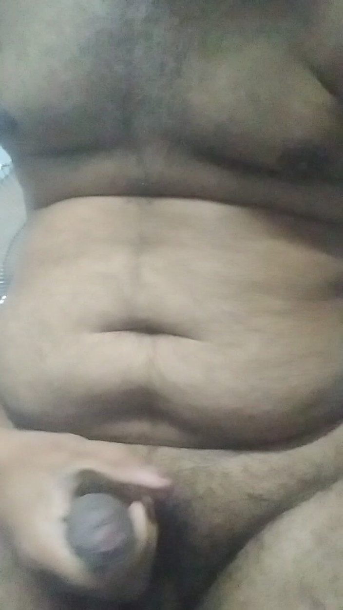 Nani Top: Figa pelosa avendo il mio cazzo istolato liberamente ...