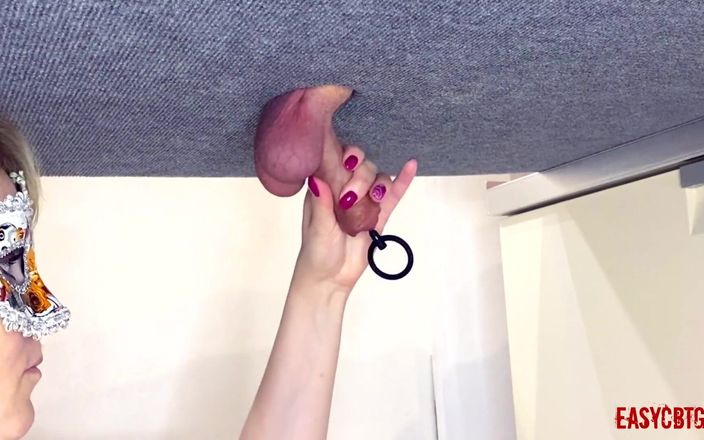 AnnyCandyPainboy: Господиня досліджує і грає з плотькою і уретри рабині easycbtgirl