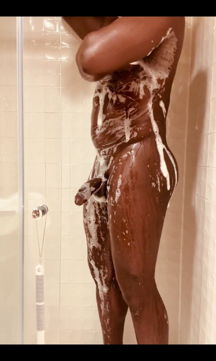 Afro Black XXX: シャワーに来て