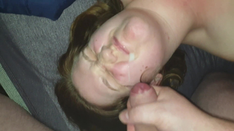 BBW Beth: BBW Beth dildo fuck and facial cumshot