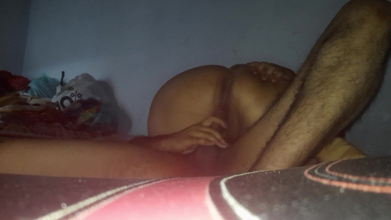 buttllover: Prsatá amatérská dívka s velkým zadkem šuká ve všech polohách