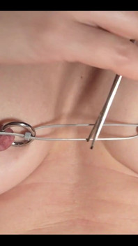 Tits Play