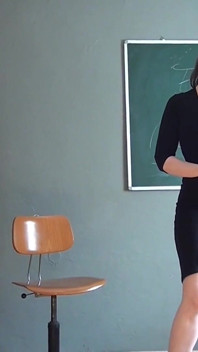 Un professionnel de l’immobilier qui semble être une amputée du bras