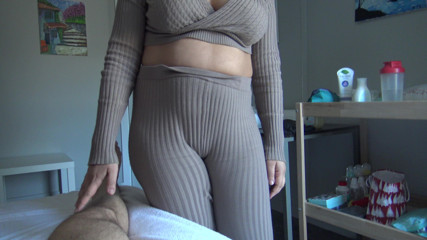 Souzan Halabi: Stora tuttar styvmor får hennes styvson att komma före college