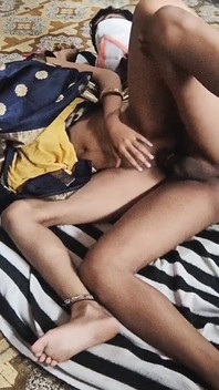 Shivani Seks z Devarem w kuchni. Część 3