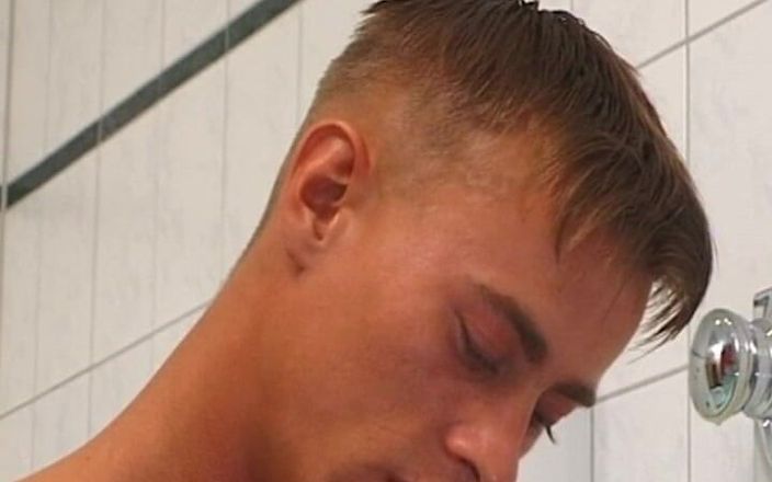 Gay vintage vibes: Чувственные мужики в движении No3