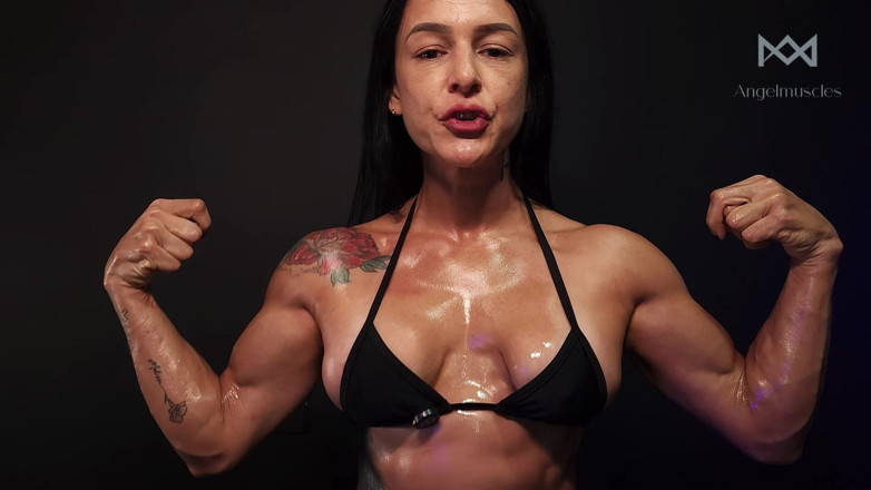 Angelmuscles: Ona nie rywalizuje. Ona dominuje