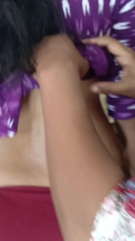 Suri rumah Lesbian