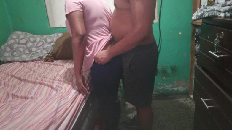 BigassMILF40: Invito al gran culo del gimnasio después de su rutina...
