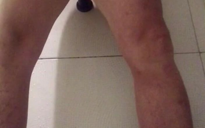 Sissy Paige: Baise avec un gode nu