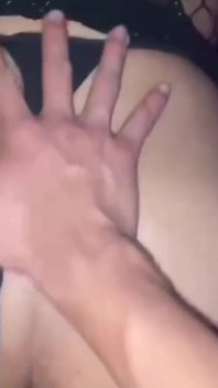 Ce garçon aime toujours me laisser pleine de sperme et profiter de sa façon il est rempli de plaisir quand il a fini