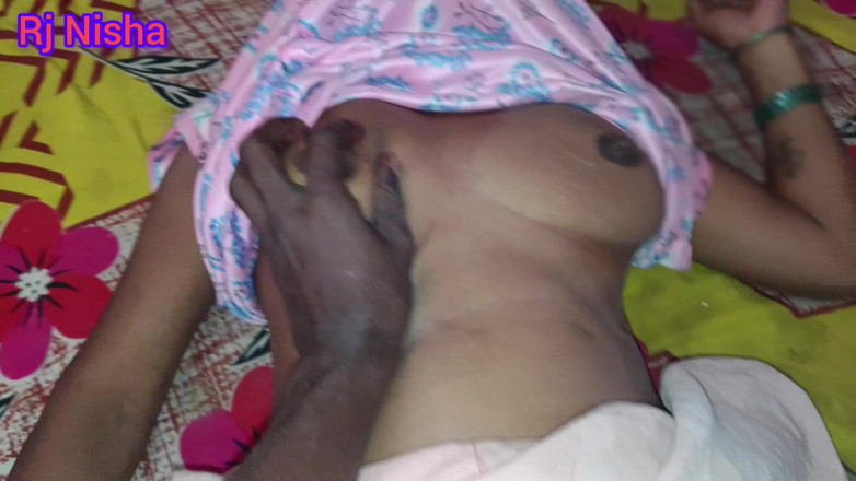 RJ NISHA: Rj Nisha Индийская сводная сестра невестки, сексуальная со сводным братом, пытается анал