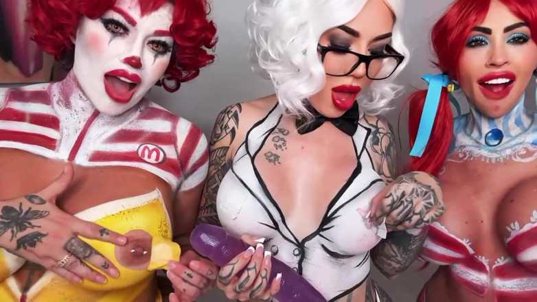 Lacey Jayne Official: Halloween Dildo JOI with Friends