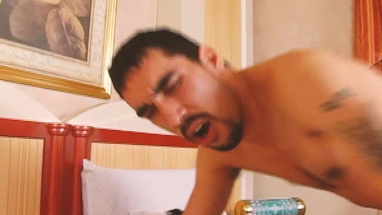 SEXUAL SIN GAY: Трахни мою дырку- сцена - 2_a мускулистый латинский мужчина трахает своего друга в задницу