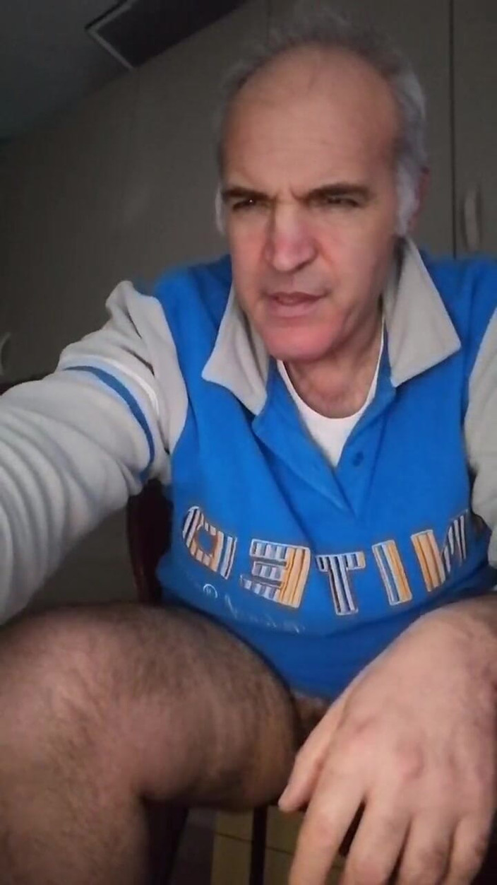 Setesesso7: Я мастурбирую своей задницей и своим твёрдым членом, всегда стремясь угодить!