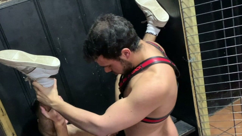 ARAB FUCKERS WITH HUGE COCKS: Slut Fucked Raw by Alton