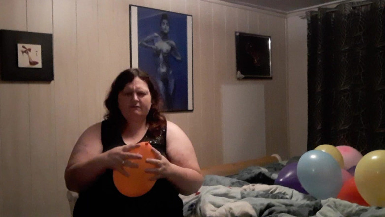 tammara big: I'll Satisfy Myself with Balloons