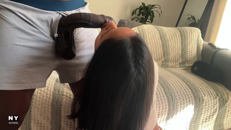 Nysdel: Aku dicrot sperma hangat di wajahku untuk memulai akhir pekan!