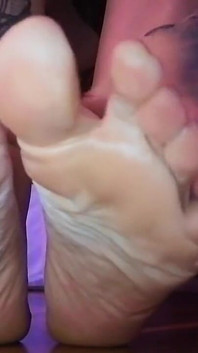 मेरे पैरों Footfetish कस्टम क्लिप को मॉइस्चराइज़ करें