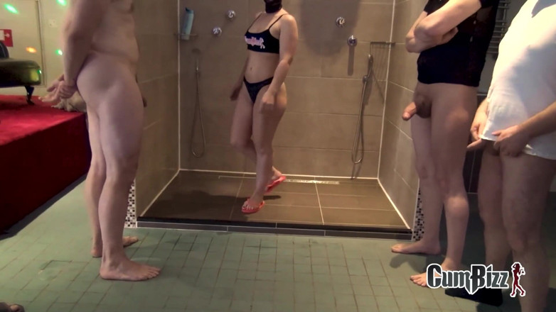Cumbizz: Holländska Teenie Cumwhore 1