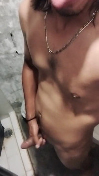 Minte intensă, provocatoare, look sexy