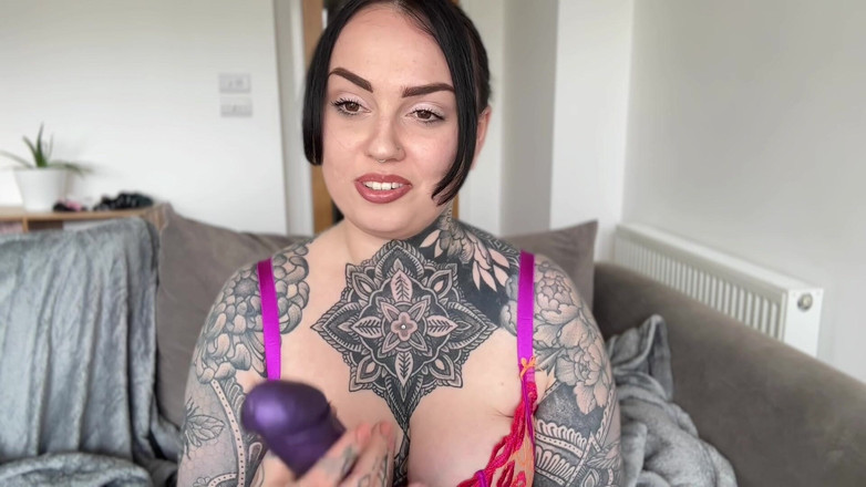 Miss Valentina: Rozbalení připínákem