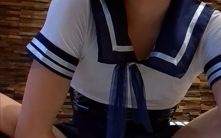 Madzmoto: Het voelt goed om een pik op mijn anus te...