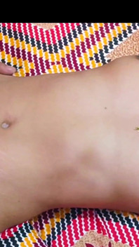 Village desi, une Indienne se fait baiser la chatte dans un audio en hindi
