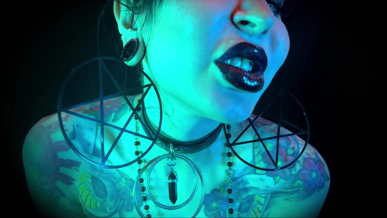 Baal Eldritch: Bibir gotik hallows eve - halloween, bibir hitam, gothic, pov, ciuman,...