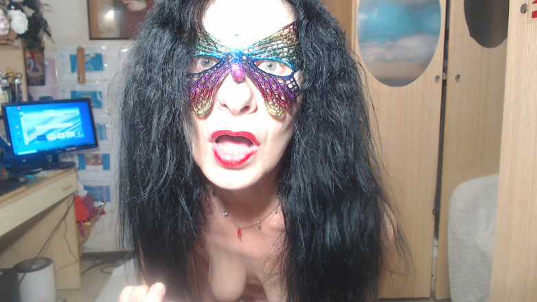 WEBREGINETTA2023: Сеча смоктала прямо з колготок