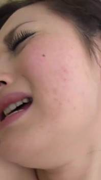 Krásné japonské dívky si užívají sex různými způsoby po sání velkých ptáků