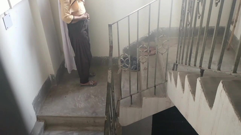 Fantacycutting: 学生妹在大学系列中与班主任发生性关系