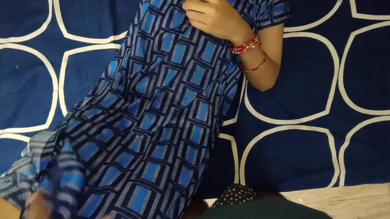 tannu: Bellissimo villaggio Desi Bhabhi prima luna di miele con il...