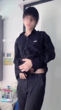 Netter asiatischer twink femboy, Östrogen abspritzen