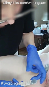 Waxing a Woman's Moaning Pussy