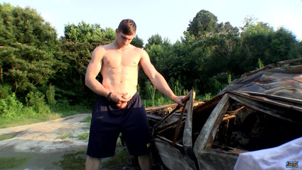 Straight naked thugs: Elijah Kembali Untuk Kencing & Strok