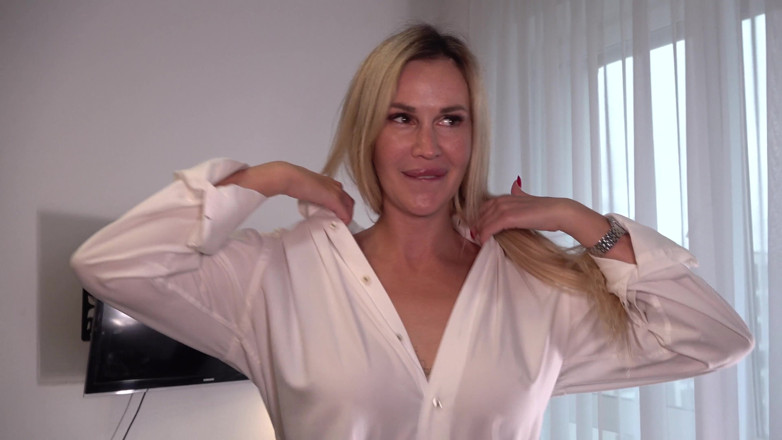 MurAmurr: It's Cock O'clock! Real Balls Deep Anal with My Lovely...