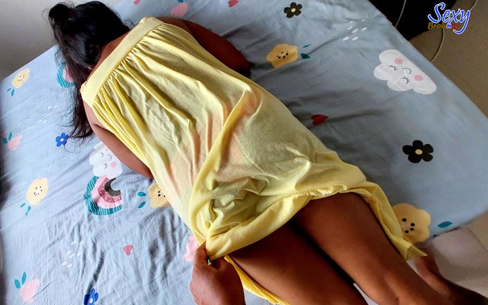 Sexy Brownis: 私の継母は誤って私の部屋に来ました、私がPOVをマスターベーションしたとき - アジアのホットカップル