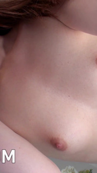 Japonská teenagerka potřebuje žhavý sex s hlubokými penetracemi pro creampie