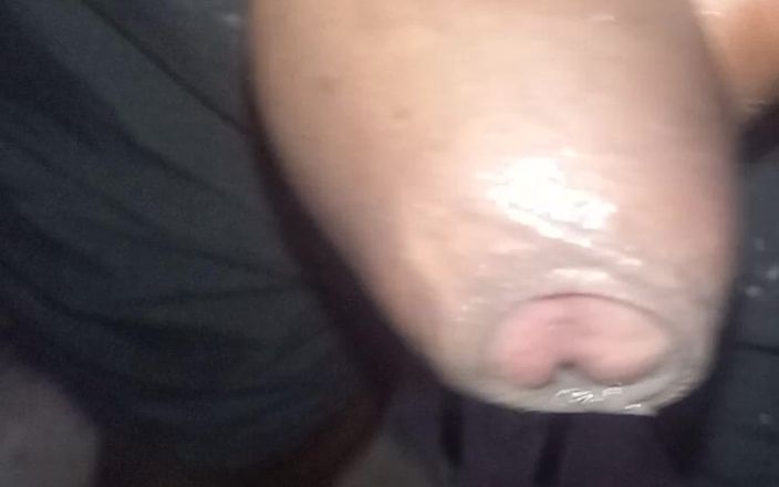 Mangacaribe: Latina usa peppermint candy para sexo oral
