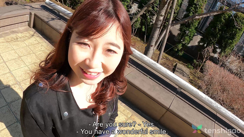 Tenshigao: Kyoko mikami має найкращий набір цицьок, і вона показує їх нам