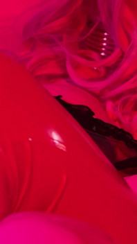 Rubber & ava fetishart danno al perv un footjob in lattice parte 1