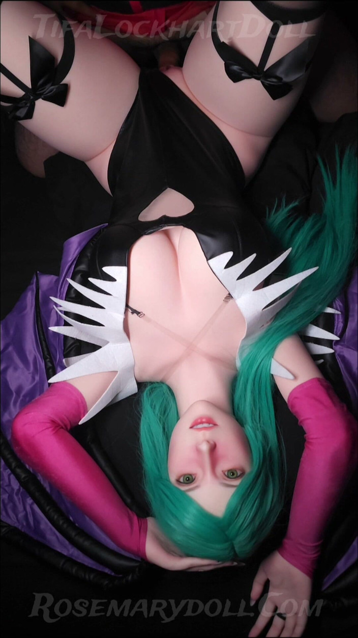 Tifa Lockhart doll: Aerith X Morrigan Darkstaklers Cosplay