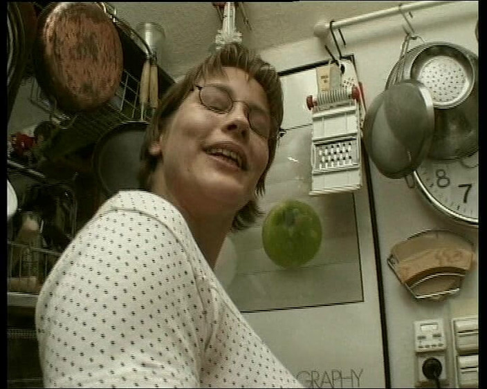 German Fuck Movie: Hinter Deutschen Türen Wird Fleißig Gefickt - Kompletter Film