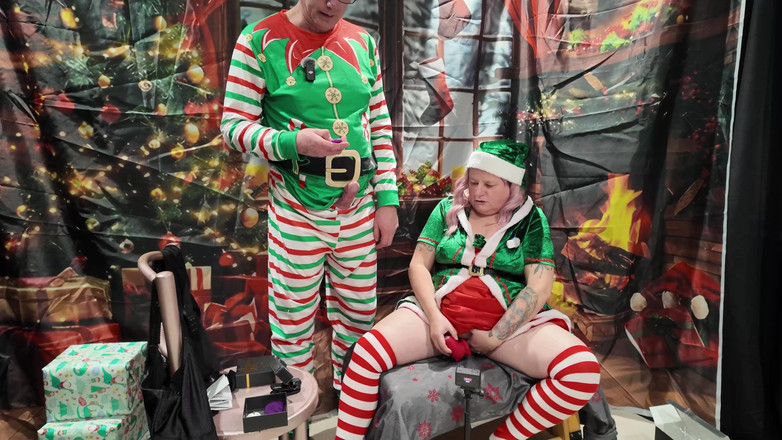 The Izars: Hari 7: Peri di Rak Mainan Seks